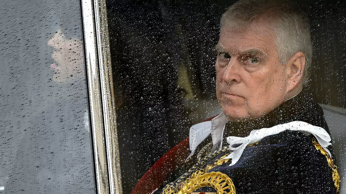 Gestatten, er wird künftig als Andrew Mountbatten Windsor bekannt sein. (Archivbild) - Bild: Toby Melville/Pool Reuters/dpa