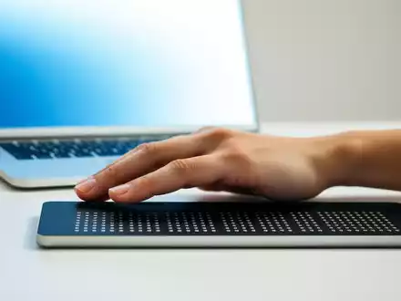 Microsoft: Braille-Anzeige direkt in Windows 11 integriert - Foto: über boerse-global.de