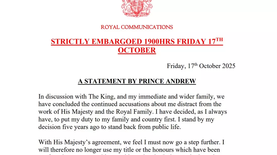 Die Erklärung zum Ende von Andrew als Herzog von York. - Bild: Buckingham Palace/PA Media/dpa