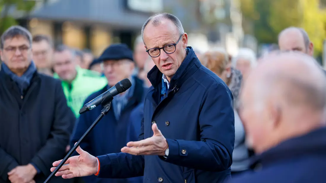CDU-Chef Merz zieht klare Linie: keine Zusammenarbeit mit der AfD mit mir als Parteivorsitzender. - Bild: Thomas Banneyer/dpa