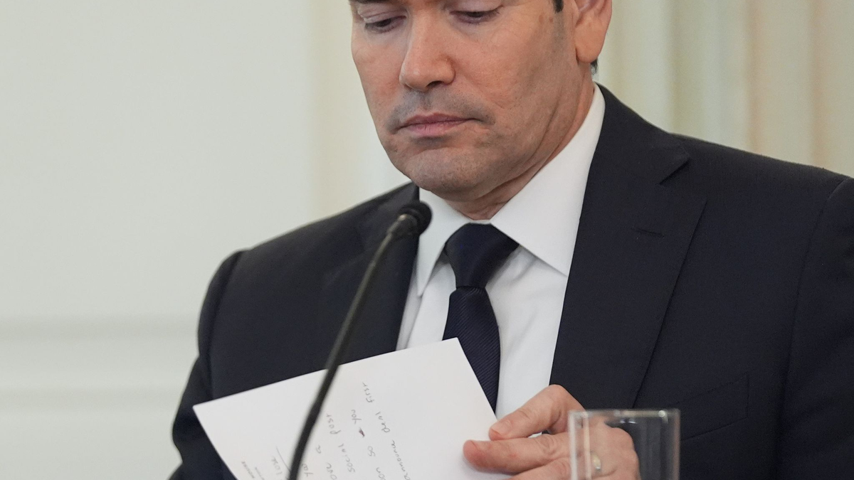 Das US-Außenministerium warnt vor einer Verletzung der Waffenruhe durch die Hamas. (Archivbild) - Foto: Evan Vucci/AP/dpa