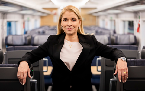  Es müsse alles anders gemacht werden als früher, sagt die neue Bahn-Chefin Palla. (Archivbild) - Foto: Christoph Soeder/dpa Pool/dpa