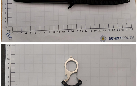 BPOL NRW: Bundespolizei findet Schlagring und Messer - Foto: presseportal.de