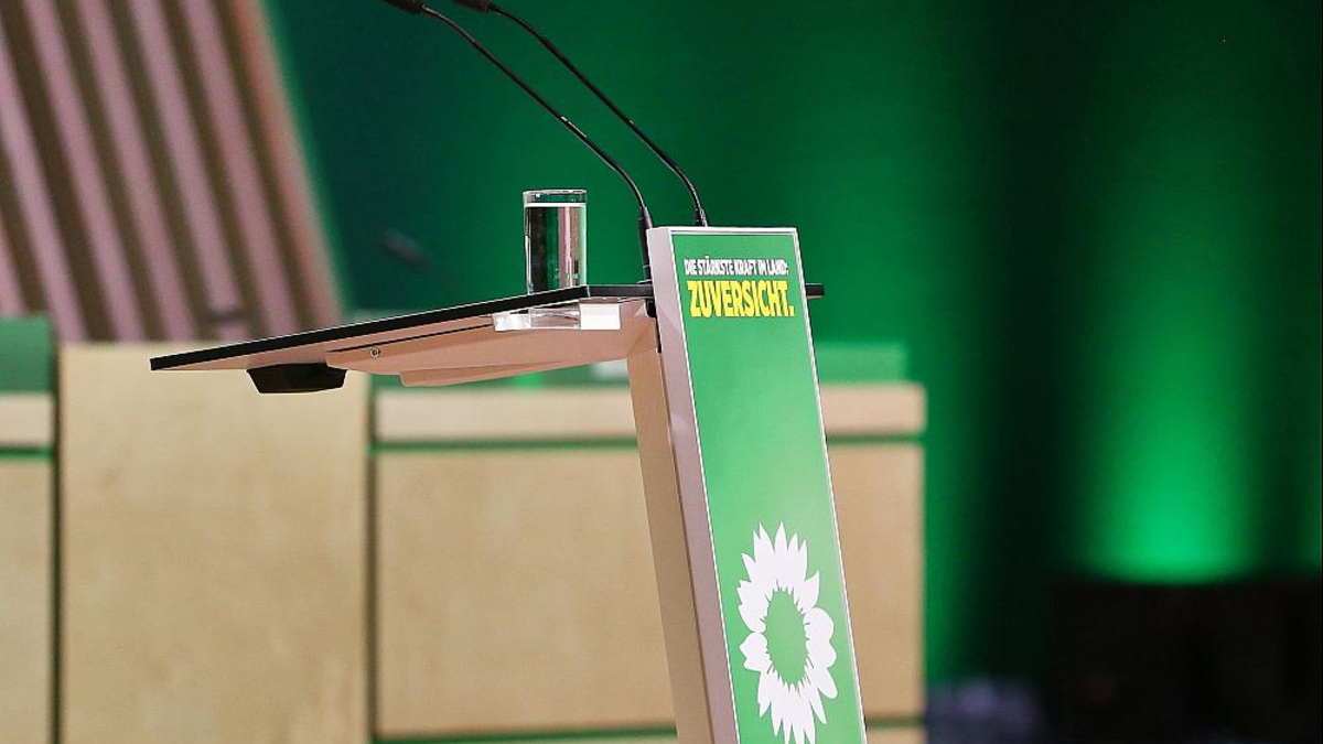 Rednerpult bei Grünen-Parteitag (Archiv) - Foto: über dts Nachrichtenagentur