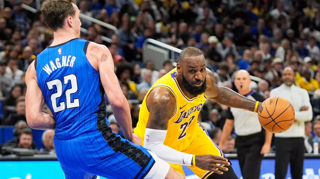 Im Duell mit den ganz Großen wie LeBron James: Franz Wagner. - Bild: John Raoux/AP/dpa