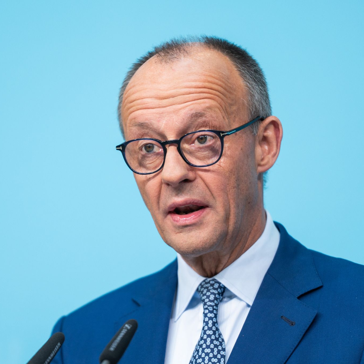 Merz will von dem Begriff Brandmauer nichts mehr wissen.  - Foto: Christophe Gateau/dpa