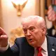 Trump geht von Rebellen innerhalb der Hamas aus.  - Bild: Lukas Coch/AAP/dpa