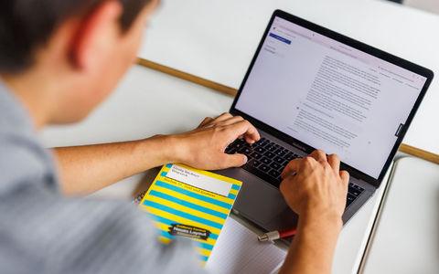 Das Schulfach Informatik wird zunehmend zu einem festen Bestandteil der Bildungslaufbahn in Deutschland. (Archivbild) - Foto: Philipp von Ditfurth/dpa