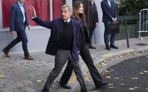 Sarkozy tritt seine Haft an. - Foto: Thibault Camus/AP/dpa