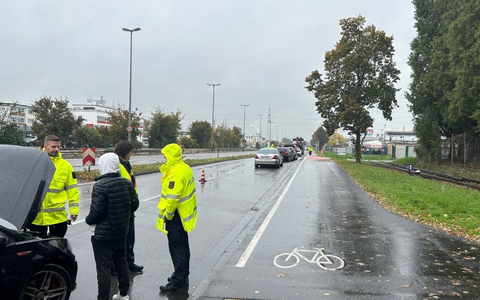 POL-PPMZ: Verkehrskontrollen mit Schwerpunkt Senioren im Straßenverkehr und Raser/Poser in Mainz - Foto: presseportal.de