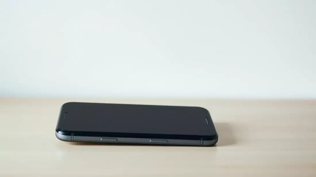 Apple iOS 26.1: Mehr Kontrolle für kritisierte Features - Bild: über boerse-global.de