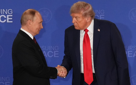 Zuletzt begegneten sich Trump und Putin im US-Bundesstaat Alaska. (Archivbild) - Foto: Jae C. Hong/AP/dpa