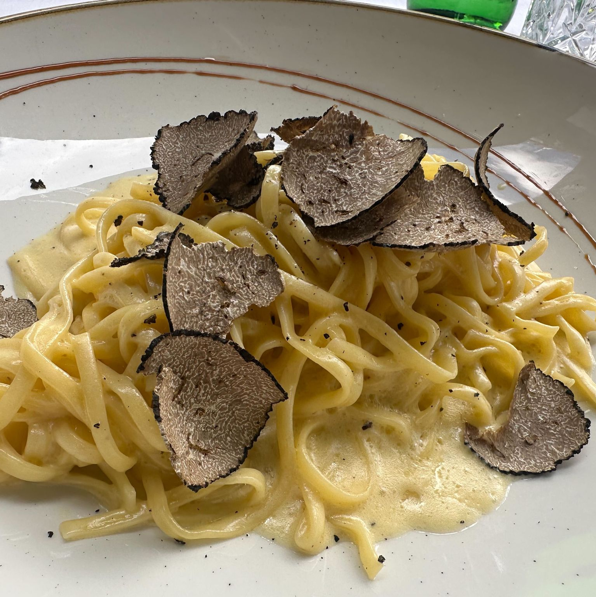 Tagliolini Al Tartufo Nero - Trüffelnudeln in einem Berliner Restaurant. - Foto: Gregor Tholl/dpa-Zentralbild/dpa