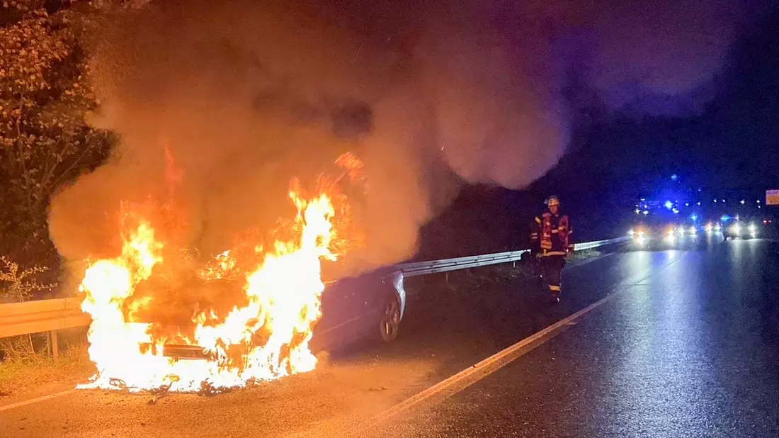 FW-DO: Pkw-Brand auf der Brackeler Straße - Bild: presseportal.de