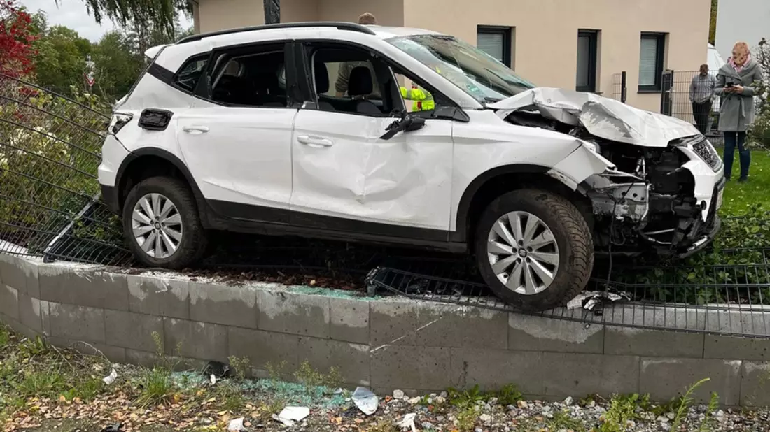 POL-PB: Fahrer und Beifahrer bei Probefahrt schwer verletzt - Bild: presseportal.de