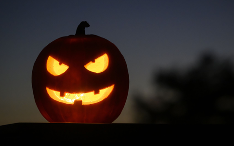 Halloween findet traditionell am 31. Oktober statt. (Archivbild) - Foto: Laurent Gillieron/KEYSTONE/dpa