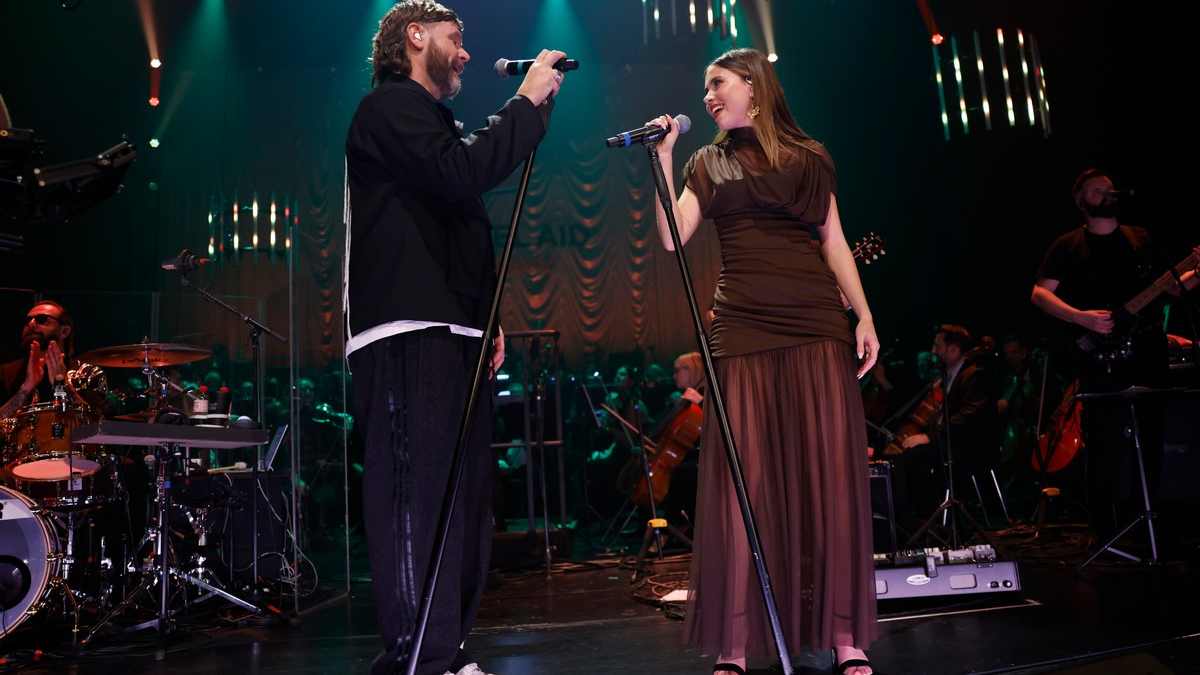 Channel Aid 2025: Rea Garvey begeistert mit emotionalem Orchester-Abend im Deutschen Schauspielhaus - Foto: presseportal.de