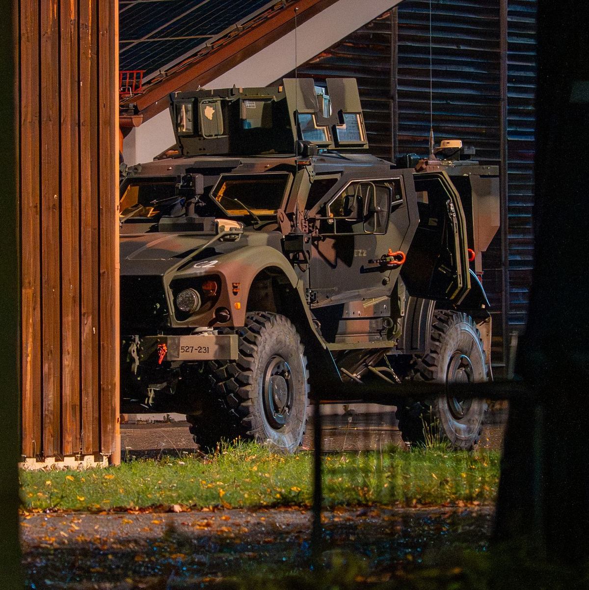 Der Vorfall ging glimpflich aus, der Soldat wurde nur leicht verletzt. - Foto: Lars H./News5/dpa