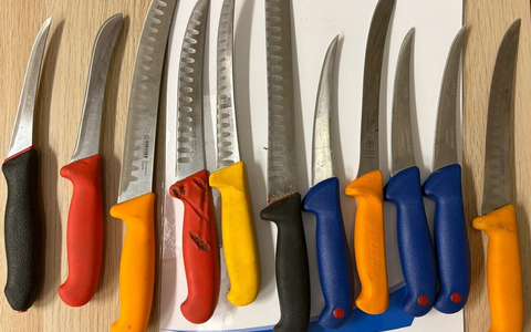 BPOL-HH: Gemeinsame Pressemitteilung der Bundespolizei und der Landespolizei Hamburg zur Gewaltprävention und zur Kontrolle des Waffenverbots im ÖPNV - Foto: presseportal.de