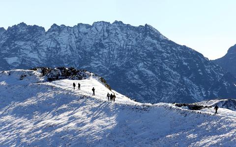 Verschneite Berge in der Hohen Tatra. (Archivbild) - Foto: picture alliance / dpa