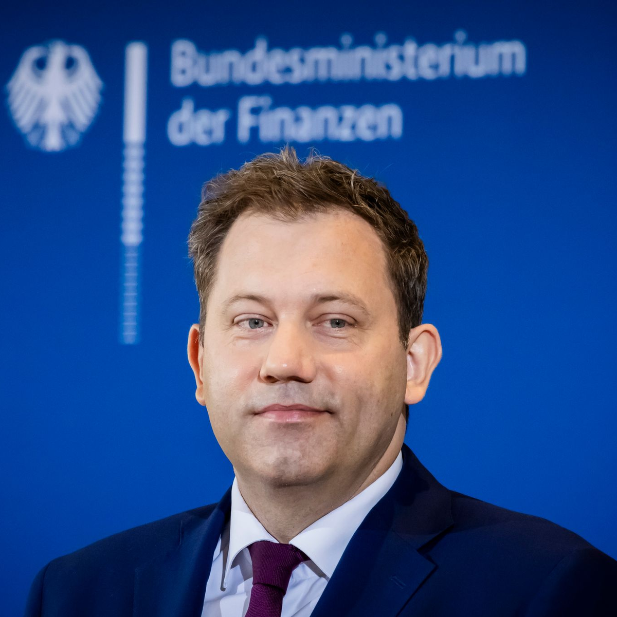 Klingbeil sieht keine Chance für zusätzliche Wünsche seiner Kabinettskollegen.  - Foto: Christoph Soeder/dpa