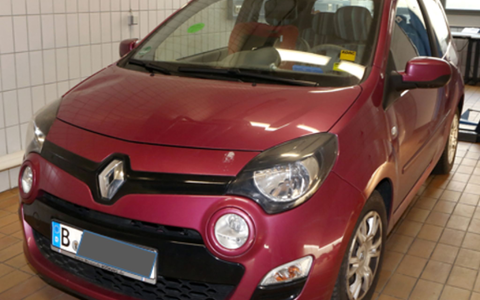 Das von Polizei und Staatsanwaltschaft Berlin zur Verfügung gestellte Handout zeigt einen Renault Twingo, der eine Rolle spielt im Fall Rebecca. (Archivbild) - Foto: ---/Polizei Berlin/dpa