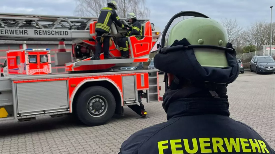 FW-RS: Mehrere kleine Sturmeinsätze und eine Hubschrauberlandung in der Remscheider Innenstadt - Bild: presseportal.de