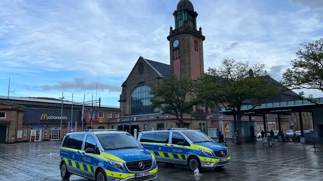 POL-HA: Schwerpunkteinsatz am Hauptbahnhof - Polizeibeamte beobachten Ladendieb beim Weiterverkauf seines Diebesgutes - Bild: presseportal.de