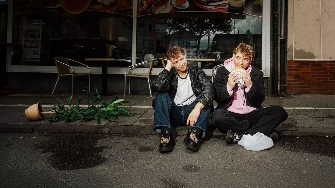 Teenstar Dilemma: ZDF zeigt Doku-Serie über die Lochmann-Zwillinge - Bild: presseportal.de
