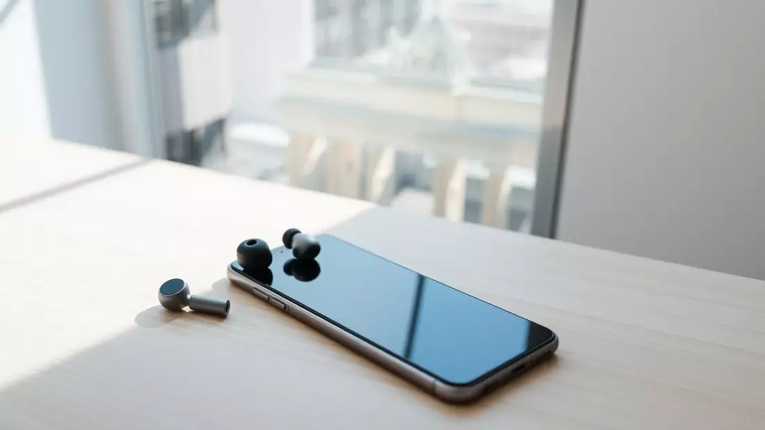 Smartphone wird zur digitalen Gesundheitszentrale - Bild: über boerse-global.de