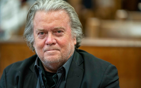 Der ehemalige Chefstratege Donald Trumps hat einen Plan für eine dritte Amtszeit des US-Präsidenten angekündigt. (Archivbild) - Foto: Steven Hirsch/Pool New York Post/AP/dpa