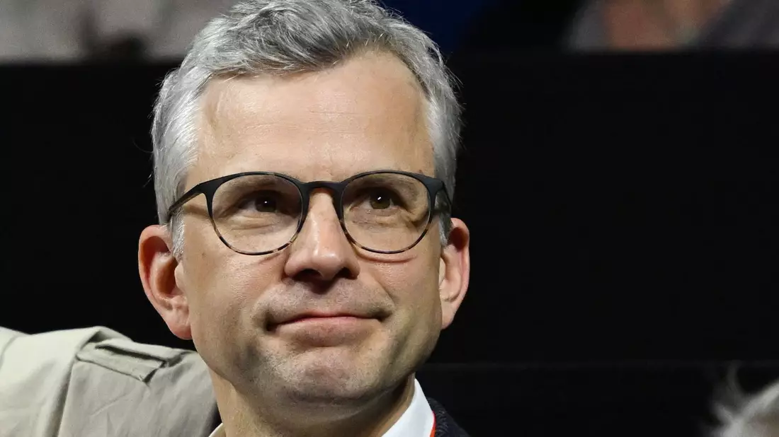 Finanzchef: «Wir erwarten, dass wir den Tiefpunkt in diesem Jahr durchschreiten und Porsche sich ab 2026 spürbar verbessert». (Archivbild) - Bild: Marijan Murat/dpa