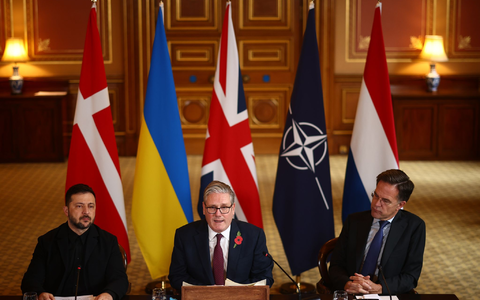 Bei dem Treffen in London ging es auch darum, wie die Ukraine durch den erwarteten schweren Kriegswinter kommen kann. - Foto: Henry Nicholls/Pool AFP/AP/dpa