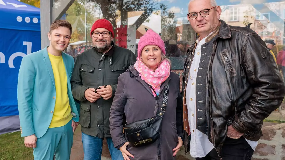 MDR-Tag in Neustadt/Harztor endet mit großer Live-Show mit Ross Antony, Marina Marx, Tanja Lasch und regionalen Künstlern wie Kevin Neon, Kai Artur und Miss Chantal vor über 1000 Gästen - Bild: presseportal.de