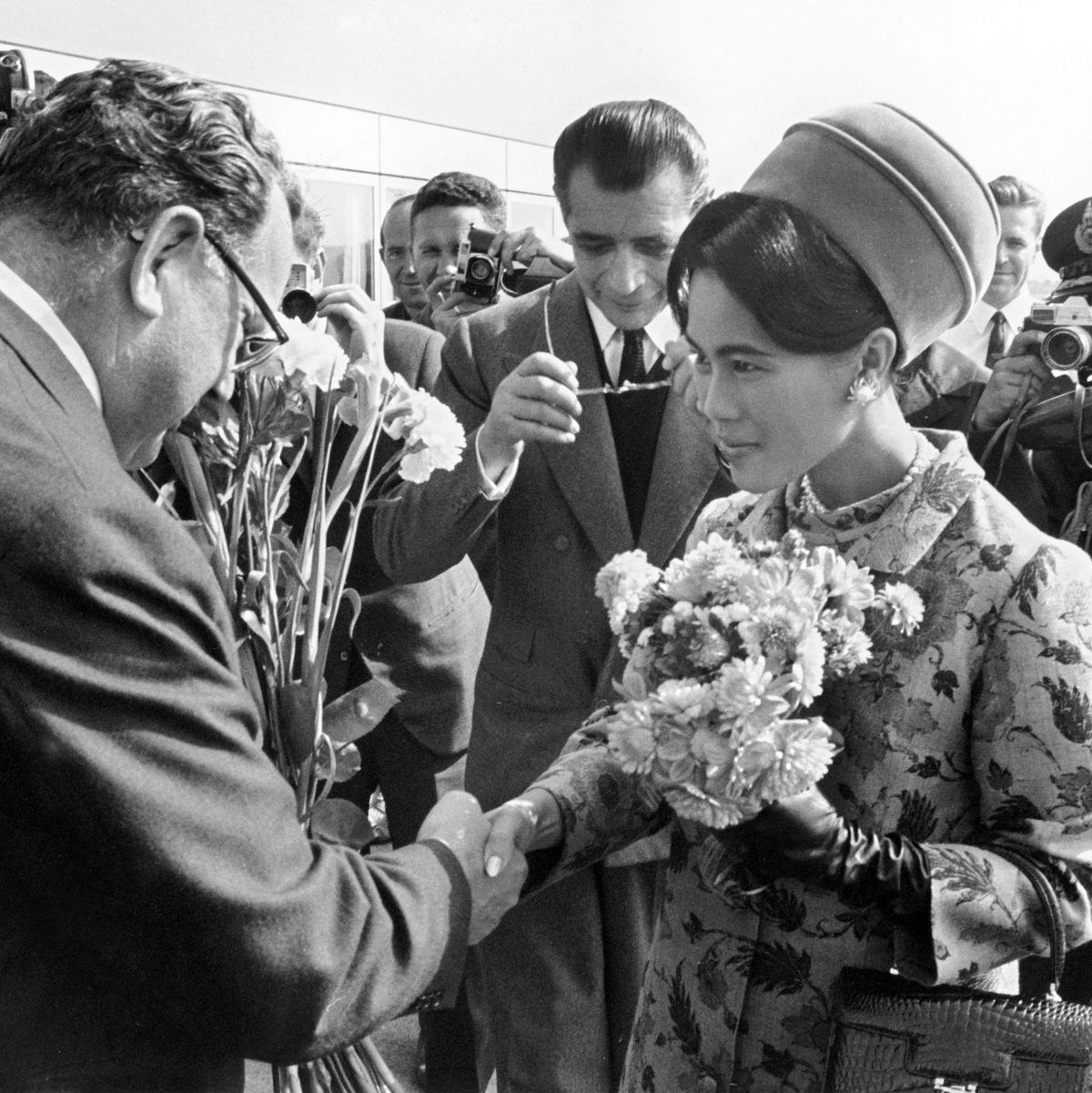 Modemagazine der Welt rissen sich einst um die Monarchin. (Archivbild) - Foto: picture alliance / Georg Göbel/dpa