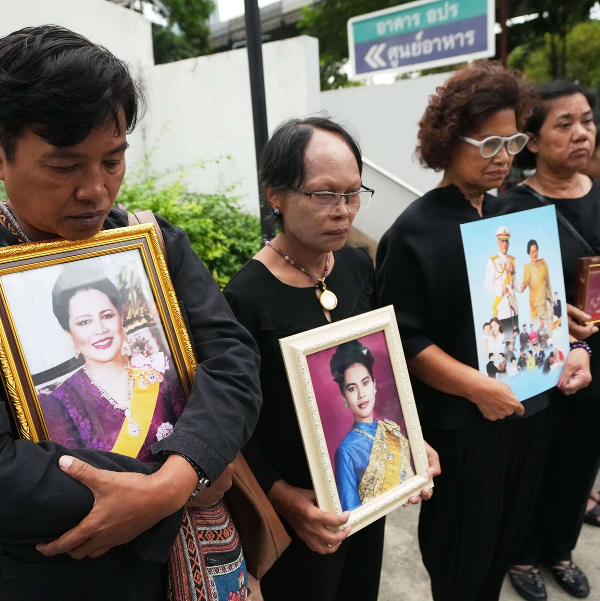In Thailand wurde Sirikit tief verehrt. - Foto: Sakchai Lalit/AP/dpa