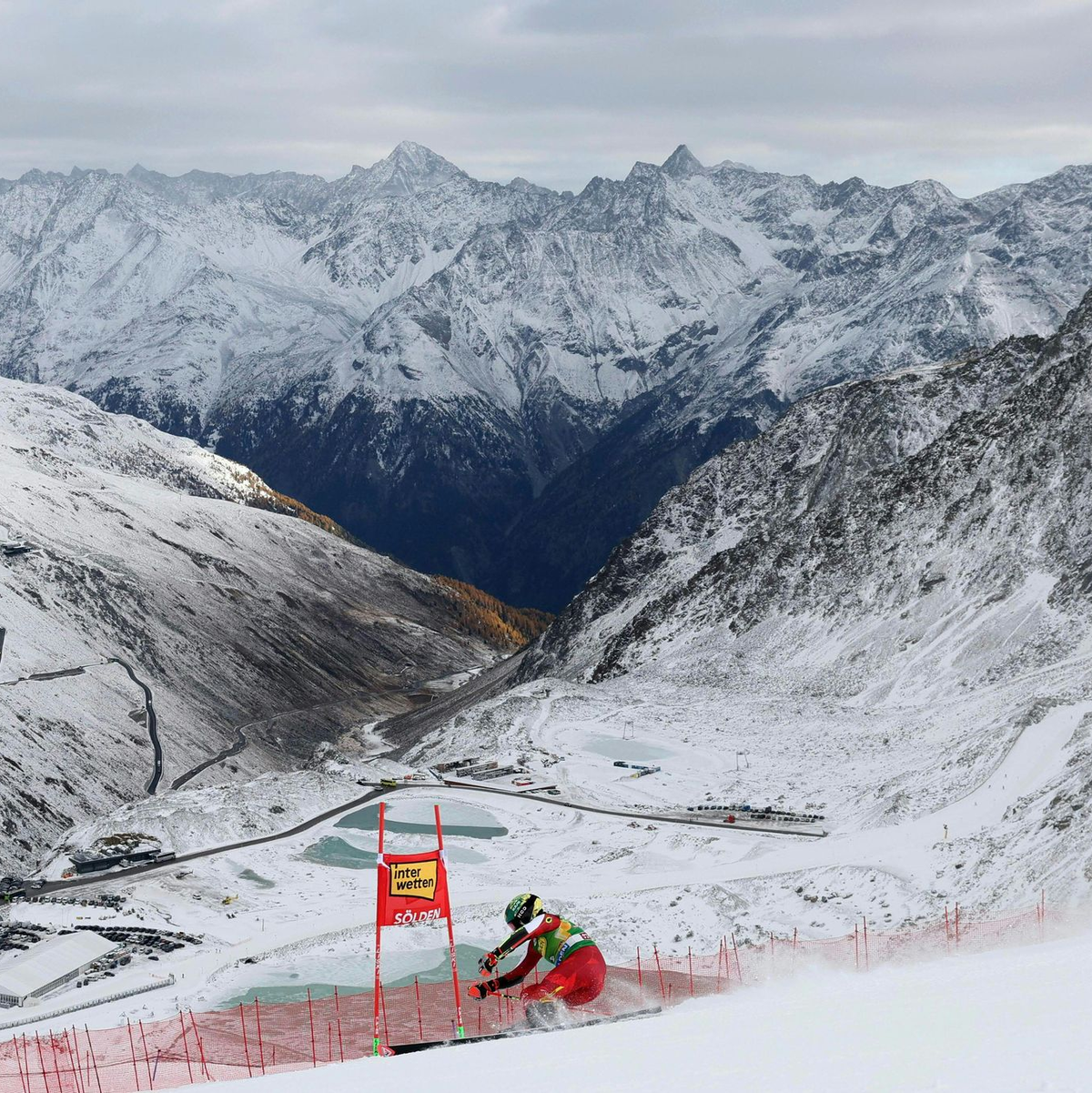 Die Österreicherin Julia Scheib feierte in Sölden ihren ersten Weltcup-Sieg. - Foto: Expa/Johann Groder/APA/dpa