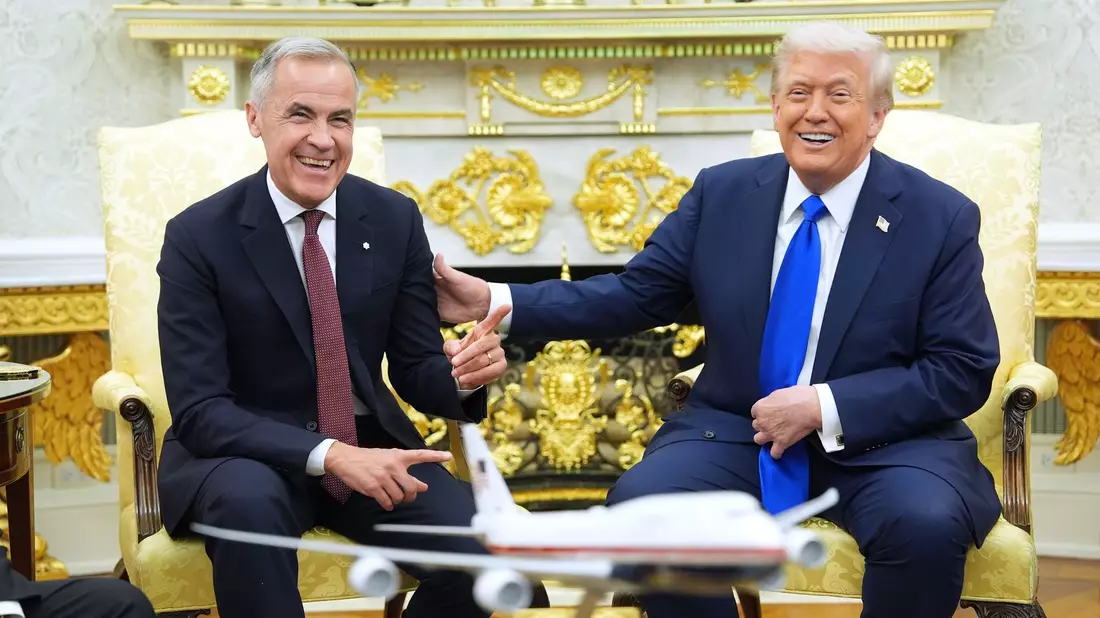 Der Zölle-Clip hatte das Verhältnis zwischen US-Präsident Donald Trump und Kanadas Premier Mark Carney belastet. (Archivbild). - Bild: Evan Vucci/AP/dpa