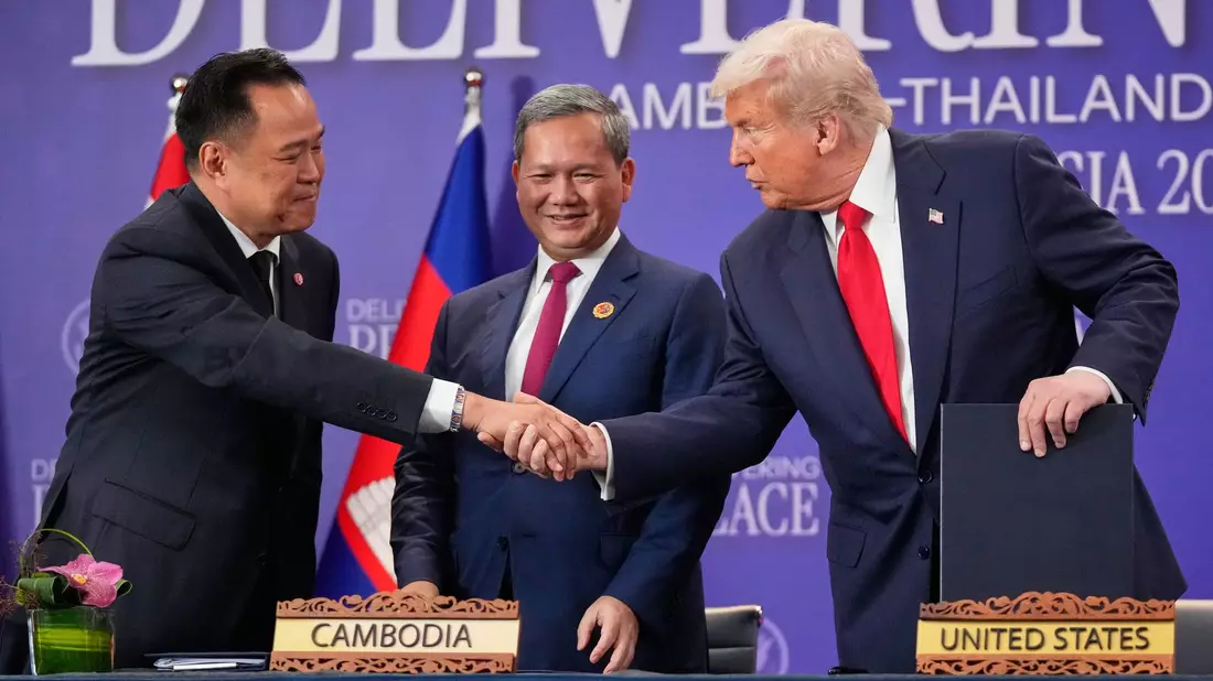 Trump hatte Thailand und Kambodscha zu dem Friedensabkommen gedrängt. - Bild: Mark Schiefelbein/AP/dpa