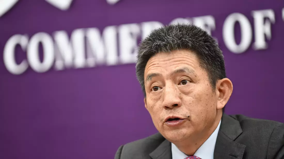 Li Chenggang, Verhandler in internationalen Handelsfragen, hat eine vorläufige Einigung mit den USA bekanntgegeben. (Archivbild) - Bild: Johannes Neudecker/dpa