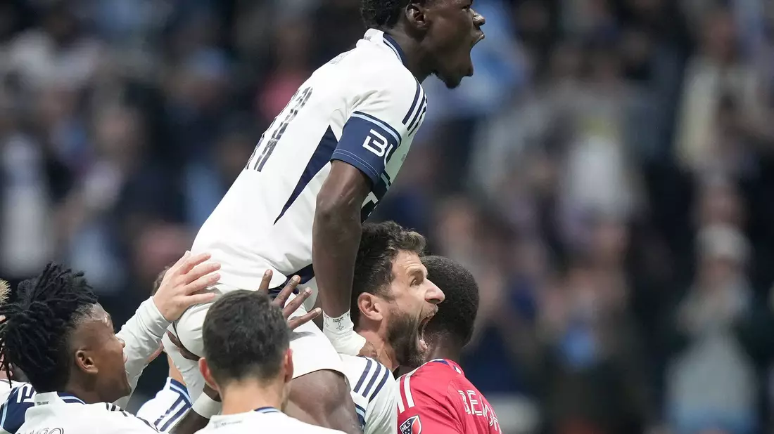 Thomas Müller (M) hat seit seinem Wechsel nach Kanada schon viele emotionale Momente erlebt. (Archivfoto) - Bild: DARRYL DYCK/The Canadian Press/AP/dpa