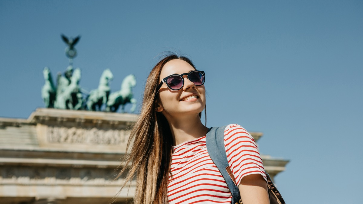 SKL Glücksatlas 2025 / Lebenszufriedenheit legt Verschnaufpause ein - Foto: presseportal.de