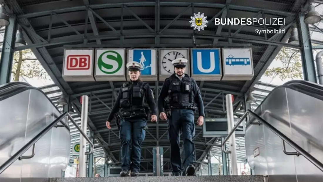 Bundespolizeidirektion München: Beleidigungen nach Fahrtausschluss / Bundespolizei bringt alkoholisiertes Paar aus Zug - Bild: presseportal.de