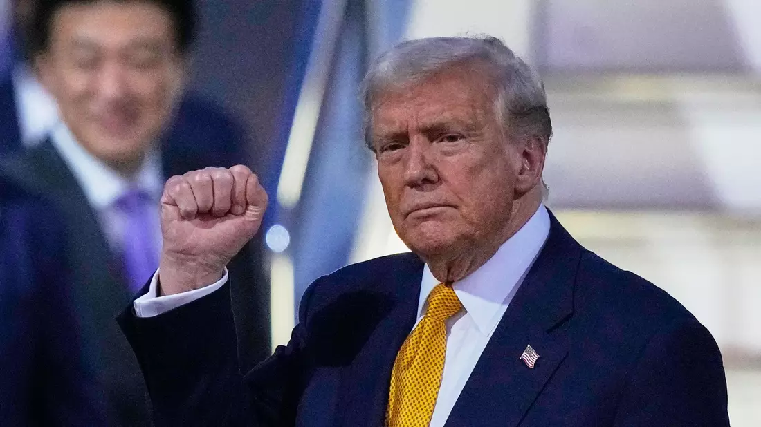Trump und Kim Jong Un hatten sich während der ersten Amtszeit des Republikaners mehrfach zu Gesprächen getroffen. - Bild: Louise Delmotte/AP/dpa