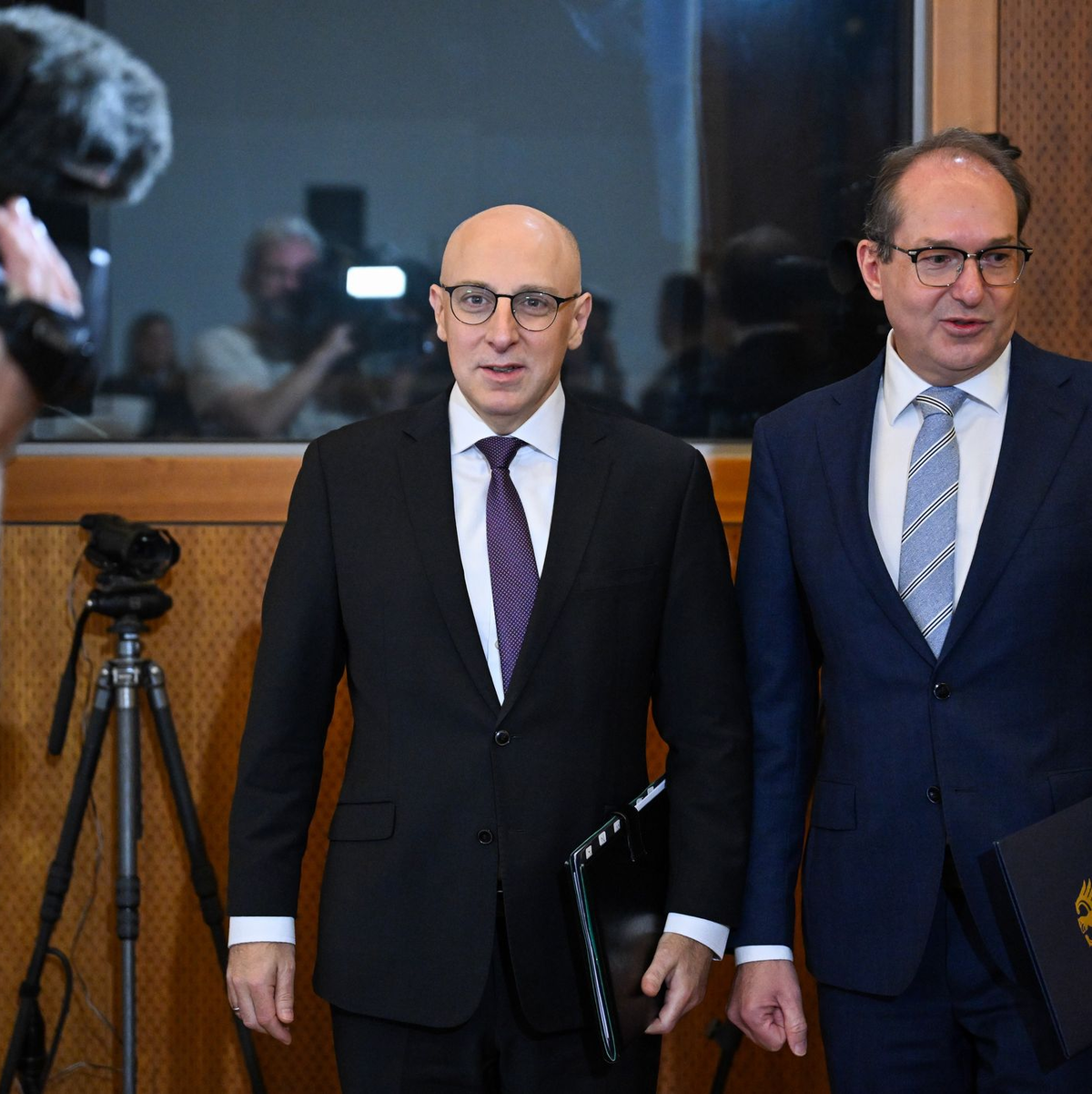 Für Sinan Selen war es gleichzeitig seine Antrittsrede als Präsident des Bundesamts für Verfassungsschutz.  - Foto: Soeren Stache/dpa