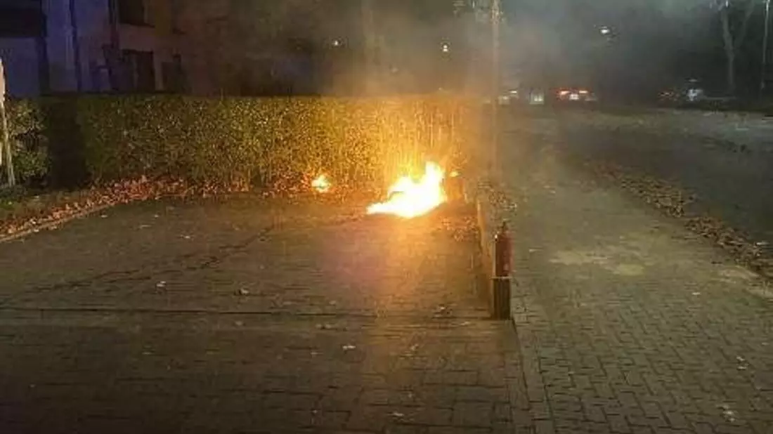 POL-STD: Traktorfahrer und andere Zeugen für Unfall im Alten Land gesucht, Firmenfahrzeug in Ahlerstedt-Bokel aufgebrochen und Werkzeug entwendet, Brandstiftung an zwei Baustellentoiletten in Buxtehude - Bild: presseportal.de
