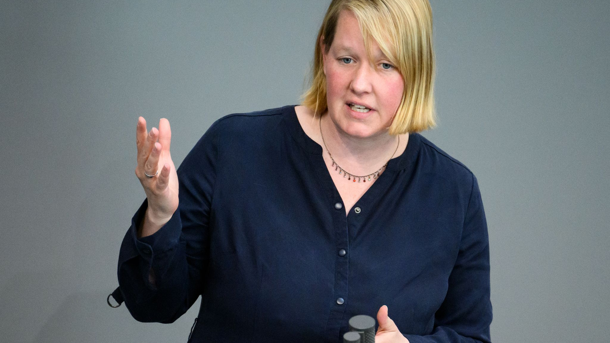 Die SPD-Abgeordnete Esdar verteidigt ihre Teilnahme an einer Demonstration gegen die «Stadtbild»-Äußerungen des Kanzlers. (Archivbild) - Foto: Bernd von Jutrczenka/dpa