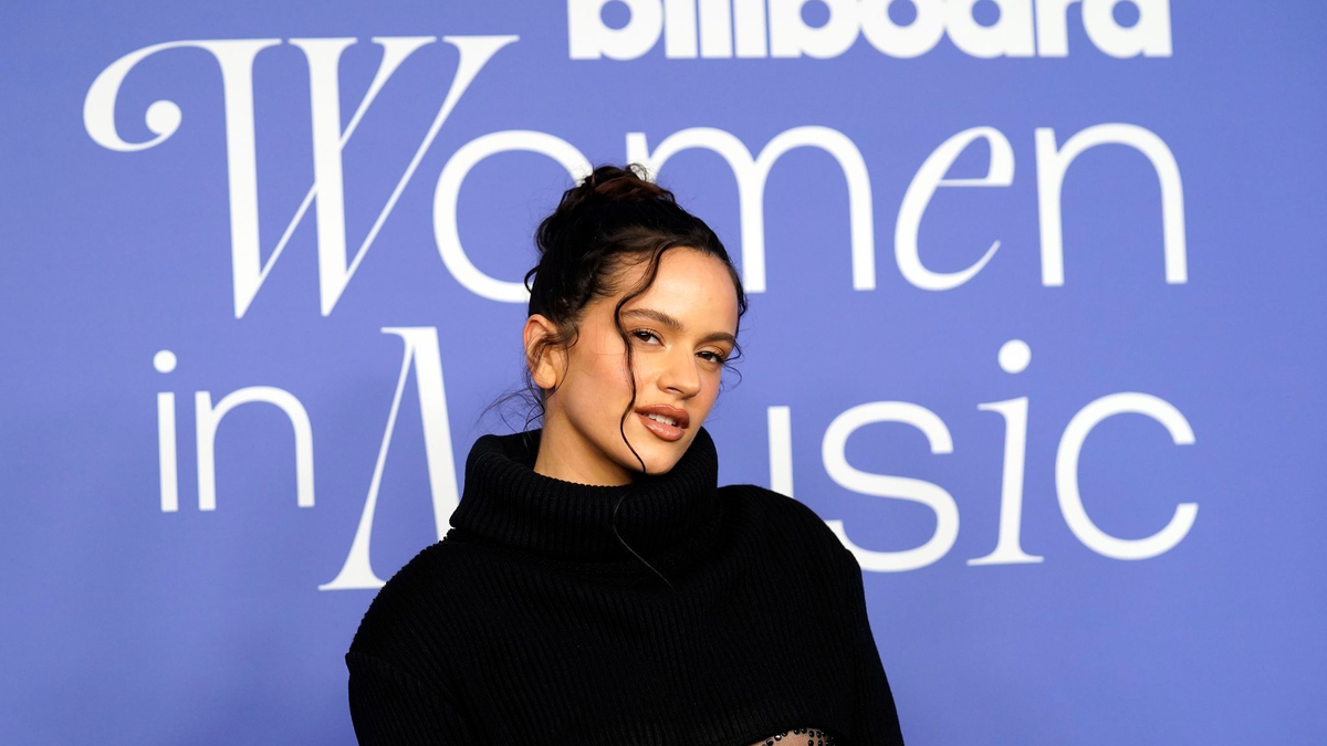 Rosalía ist mit ihrer Mischung aus Flamenco, Latin-Pop, R&B, Reggaeton und «Música urbana latina» international erfolgreich. (Archivfoto) - Foto: Chris Pizzello/Invision/AP/dpa