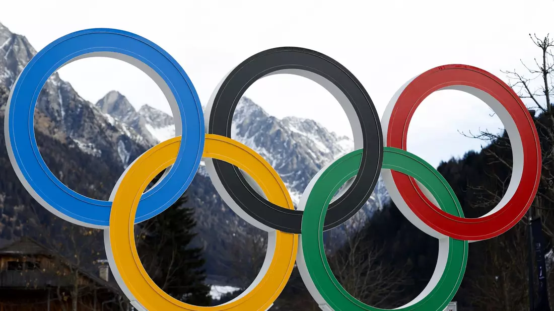 In 100 Tagen beginnen die Olympischen Winterspiele in Italien. - Bild: Alessandro Trovati/AP/dpa