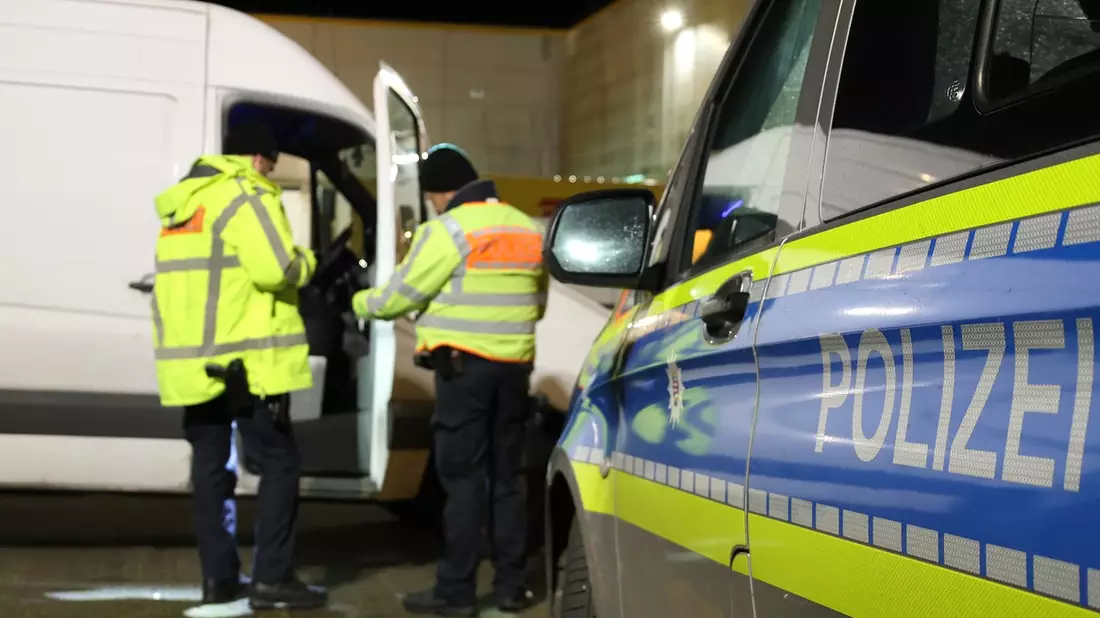 POL-OH: Kleintransporter im Fokus - Polizei und Zoll ahnden zahlreiche Verstöße - Bild: presseportal.de